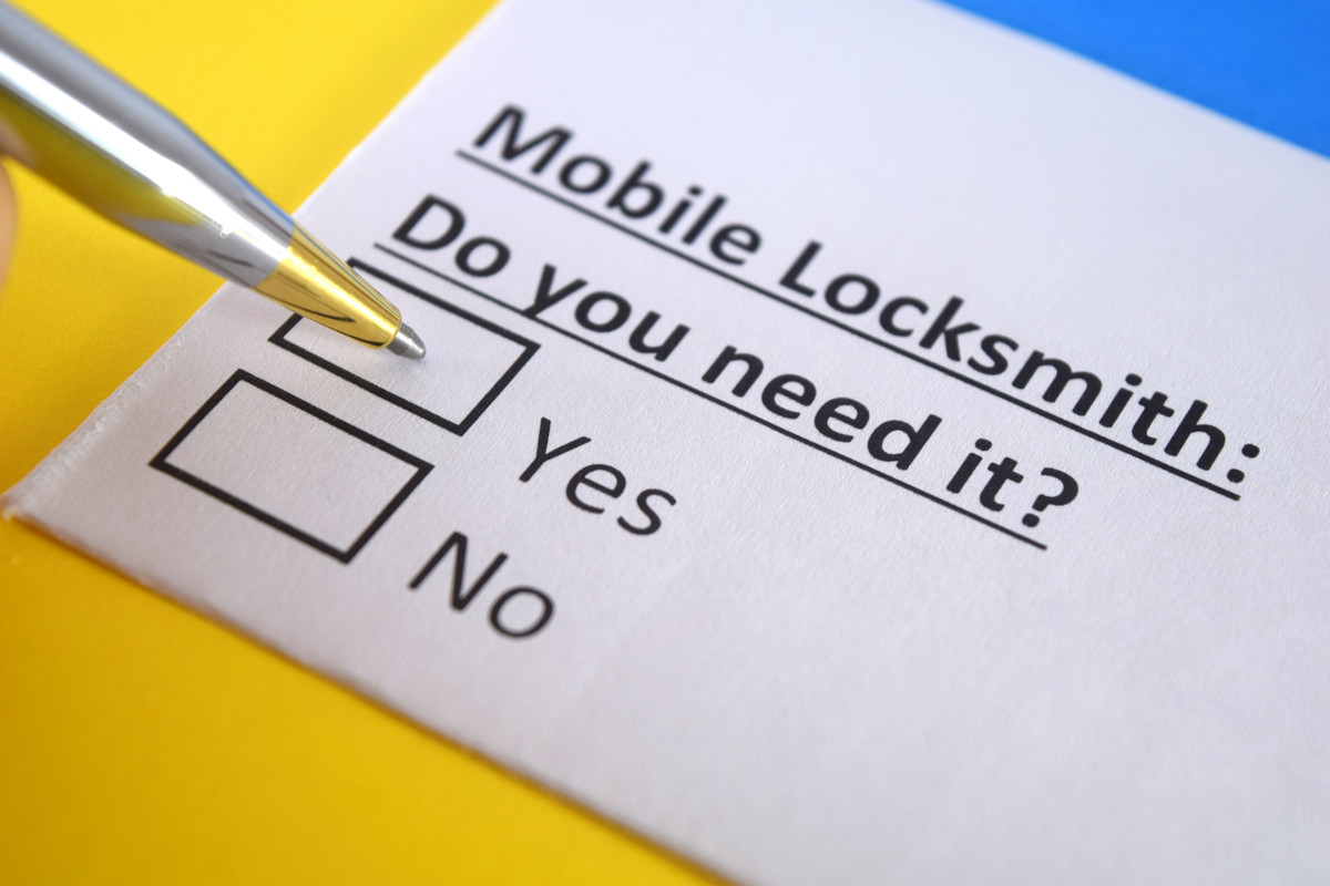 The Benefits of Using a Mobile Locksmith